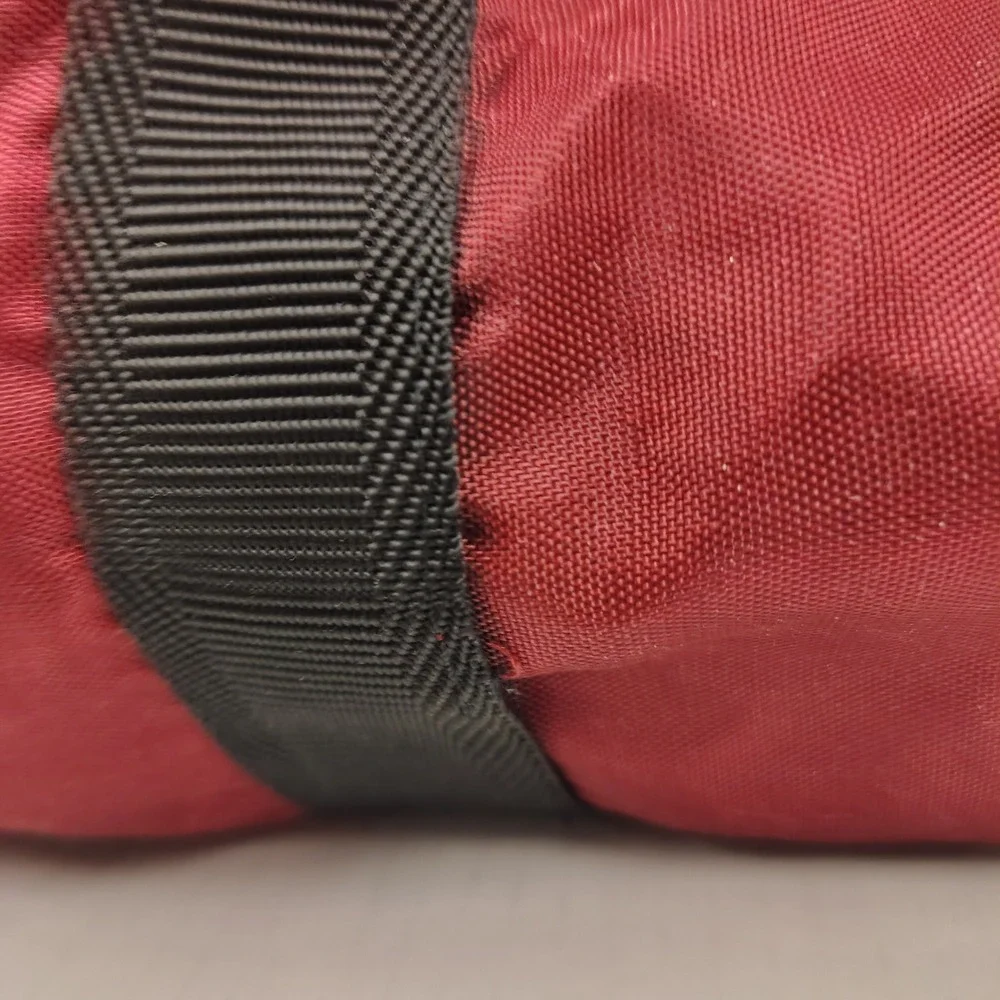 Vintage 90's Sasson Burgundy Red Nylon Duffle Bag Gym Travel Weekend Bag YKK Zip